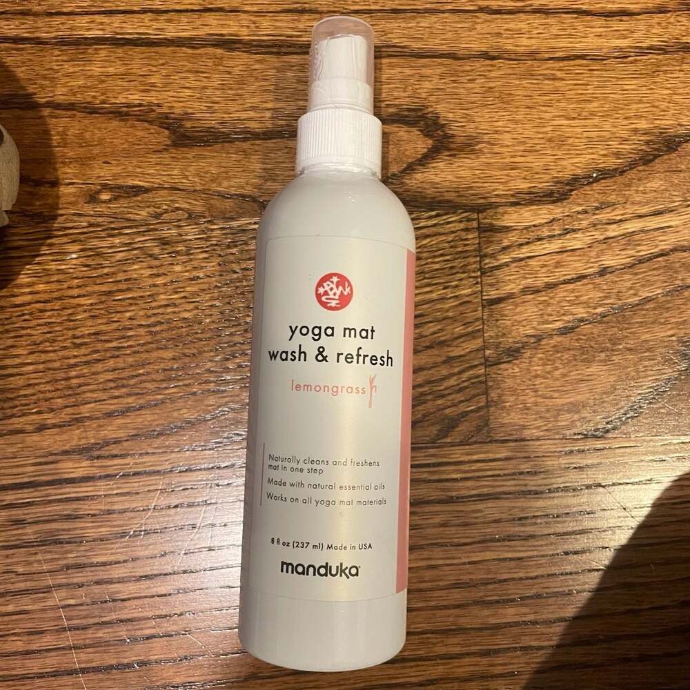 Manduka Yoga Mat Wash & Refresh Lemongrass 8 oz